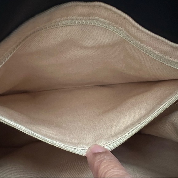 Rare Black Chanel Camelia flower Tote Bag - Picture 6 of 9